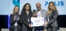 La emt de madrid recibe el premio polis 2022