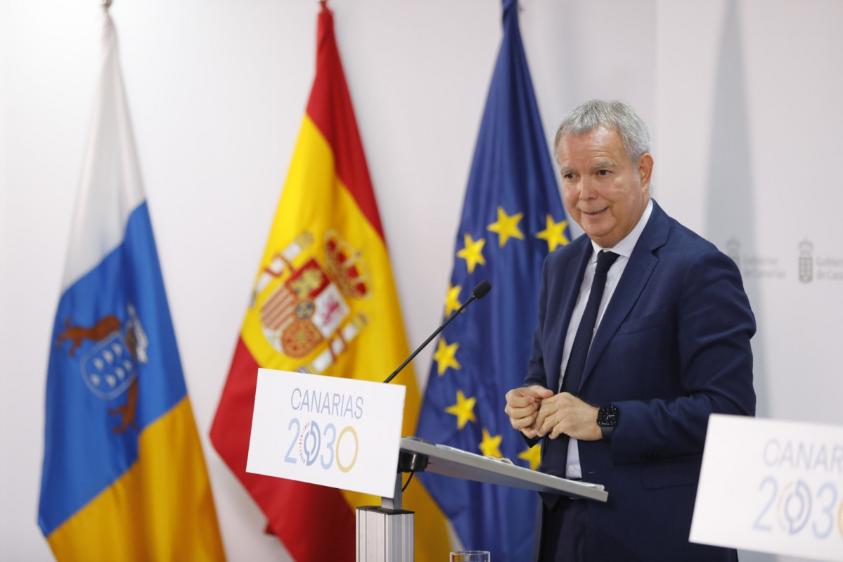 Canarias fija un protocolo para aplicar la bonificacion al transporte publico