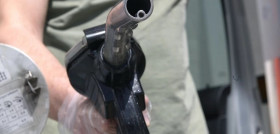El sector espera que se prorrogue la bonificacion del litro de gasoleo