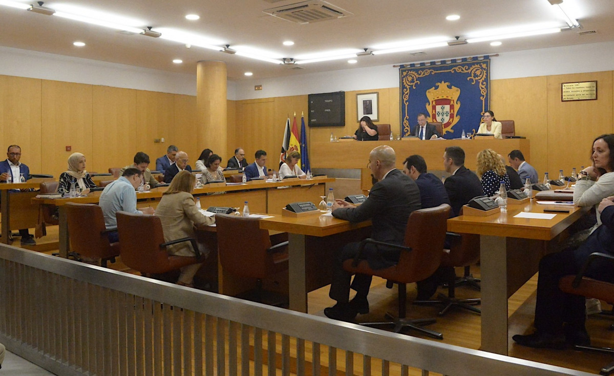 Ceuta aprueba el cambio a la gestion directa del autobus urbano