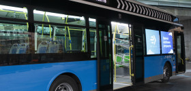 La emt de madrid renueva la flota expres con 17 autobuses gnc de scania