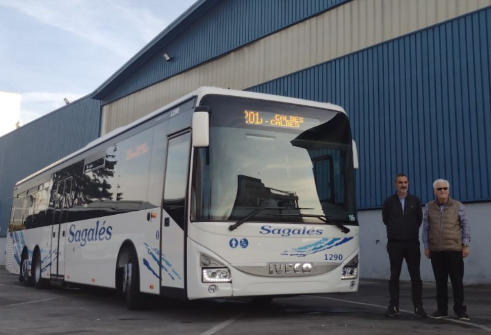 Sagales adquiere el primer crossway le hibrido de iveco bus