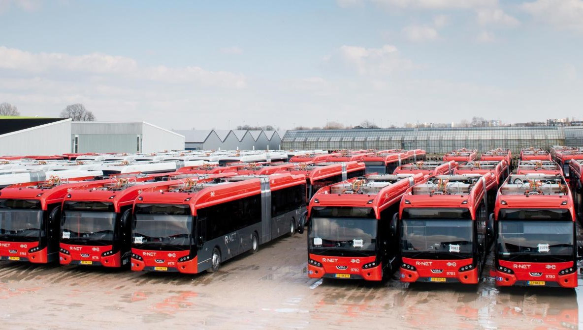 La flota espanola de autobuses diesel era del 90 en 2021 segun acea