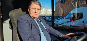 Alberto fernandez puerta se incorpora como probador al equipo de autobuses autocares