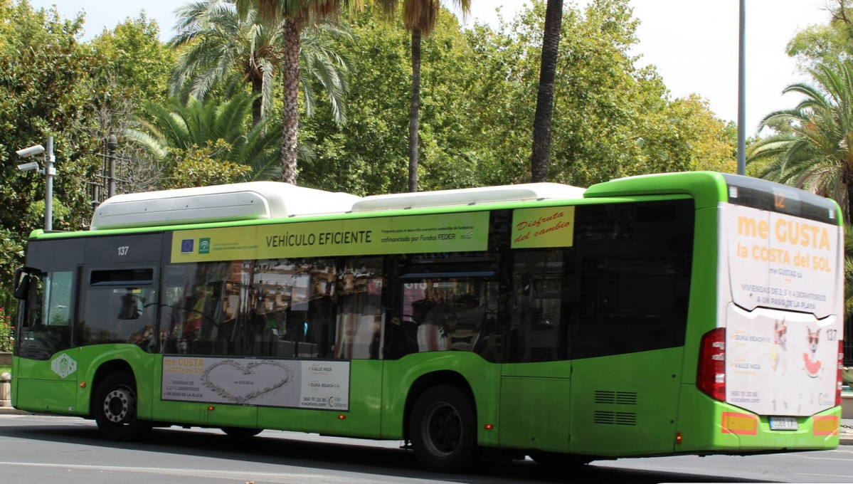 Aucorsa adjudica a iveco bus la compra de cinco autobuses hibridos de gas natural