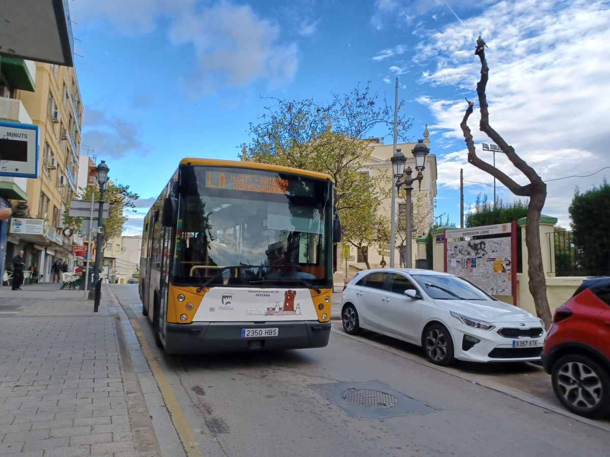 La demanda del autobus urbano de paterna crece un 62 en enero