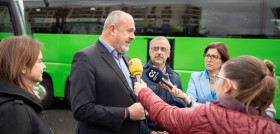 Titsa alquila 20 autobuses para reforzar las lineas de gran demanda