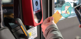 La emt de valencia permite el pago con tarjeta movil o reloj