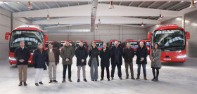 Lineas regulares de navarra presenta los 15 vehiculos de la linea pamplona tudela zaragoza