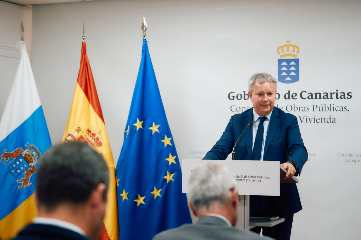 Canarias trabaja por un acuerdo para adaptar el uso del tacografo
