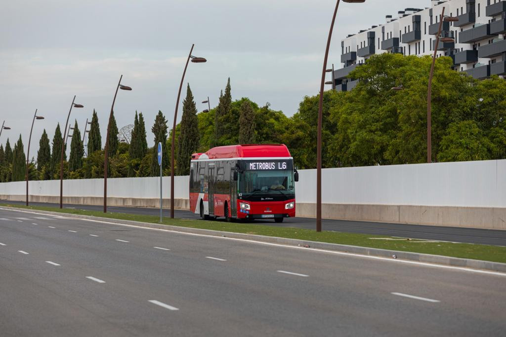 El autobus urbano de dos hermanas bate su record de usuarios