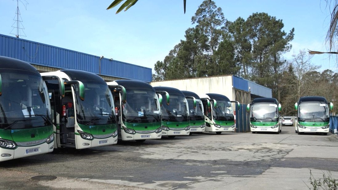 Empresa ojea adquiere ocho midibuses de king long