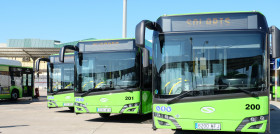Aucorsa presenta tres nuevos autobuses hibridos de solaris