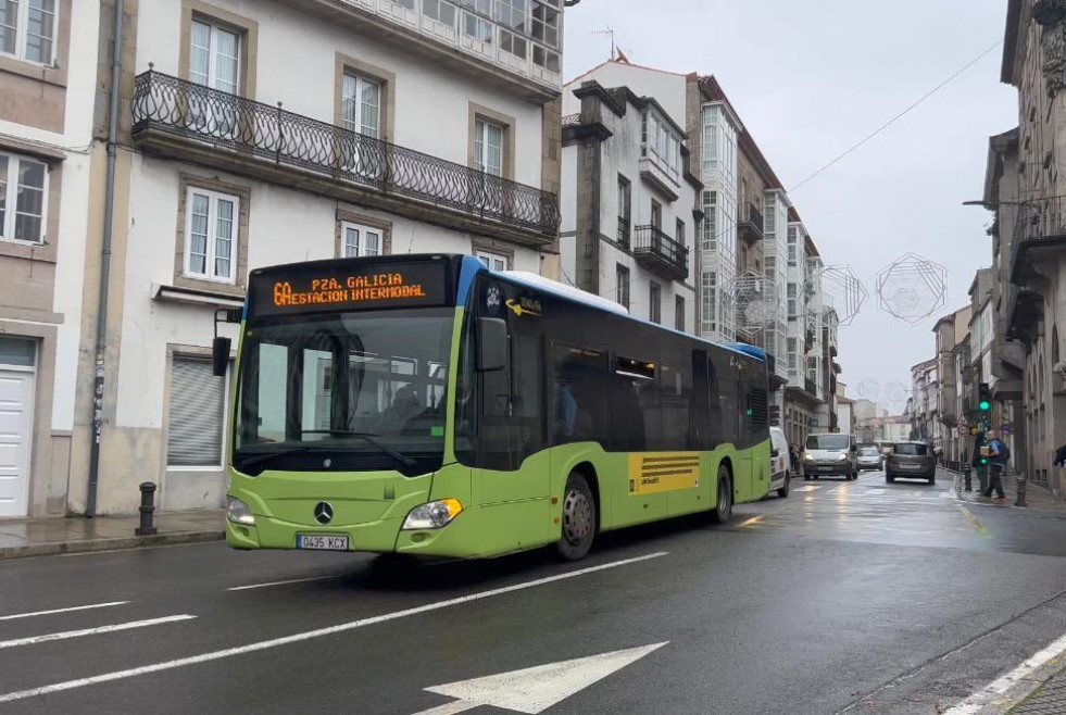 Santiago aprueba los pliegos para licitar el transporte urbano