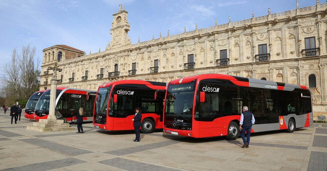 Alesa estrena siete autobuses electricos de mercedes benz e irizar e mobility