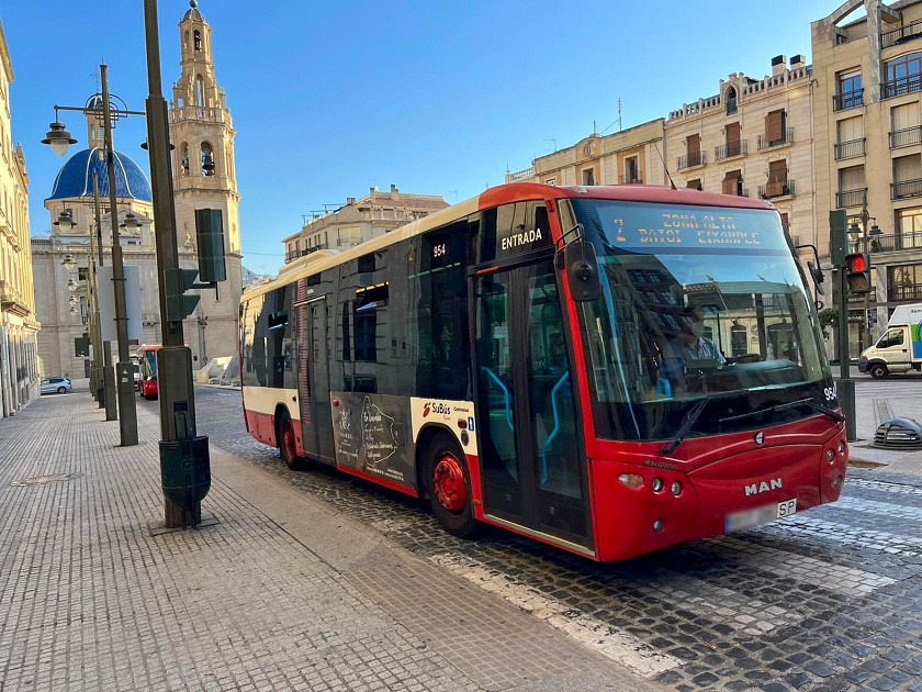 Los usuarios del autobus de alcoy puntuan el servicio con un 8