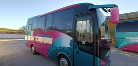 Ronabus recibe un nuevo midibus novo de isuzu