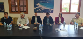 La febt firma un acuerdo para optimizar el traslado de turistas