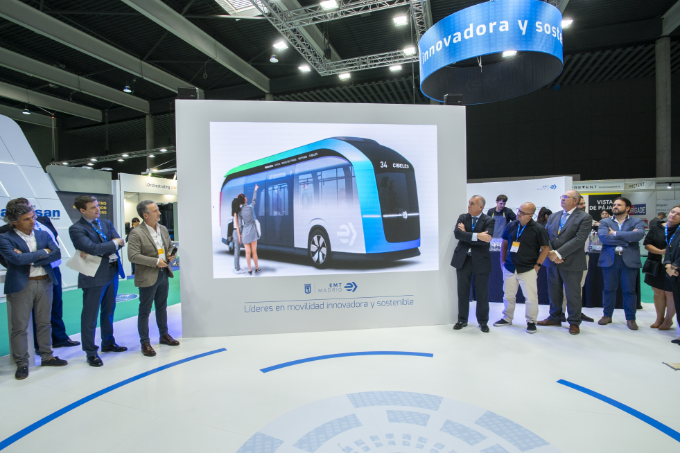 La emt de madrid presenta el vanguardista autobus horizonte en la uitp