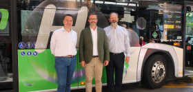 El primer autobus articulado de hidrogeno ya circula por palma