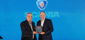 Scalevante inaugura un nuevo centro scania en alicante