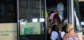 Andalucia prorroga hasta final de ano la bonificacion del 60 en el transporte publico
