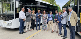 El consorcio de granada renueva su flota con dos autobuses de otokar