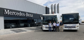 Autocares rubio lopez recibe dos mercedes benz intouro hibridos