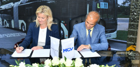 Volvo buses firma un acuerdo con mcv para fabricar carrocerias de autobuses urbanos e interurbanos