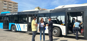 El transporte publico de fuengirola estrena un autobus hibrido de solaris