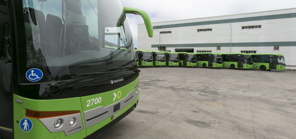 Titsa amplia su flota con 231 vehiculos scania