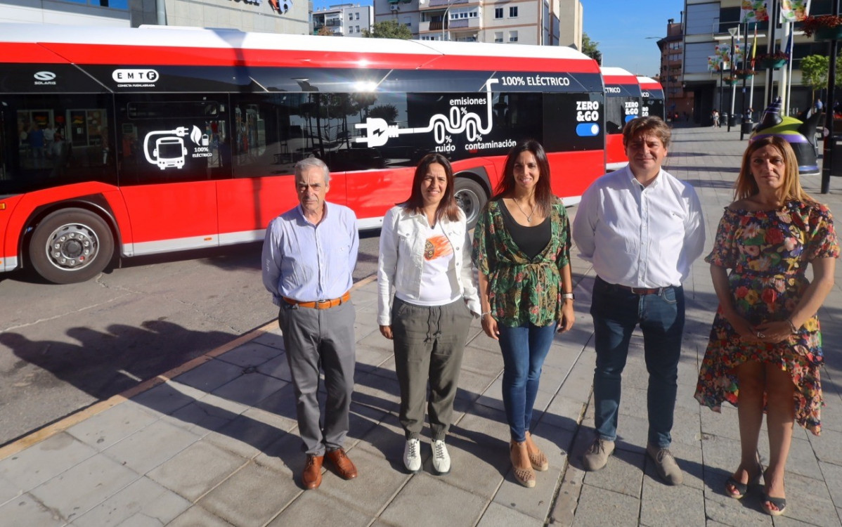 La emt de funlabrada presenta cuatro autobuses electricos de solaris