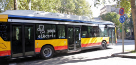 El transporte publico de girona estrena dos autobuses electricos iveco