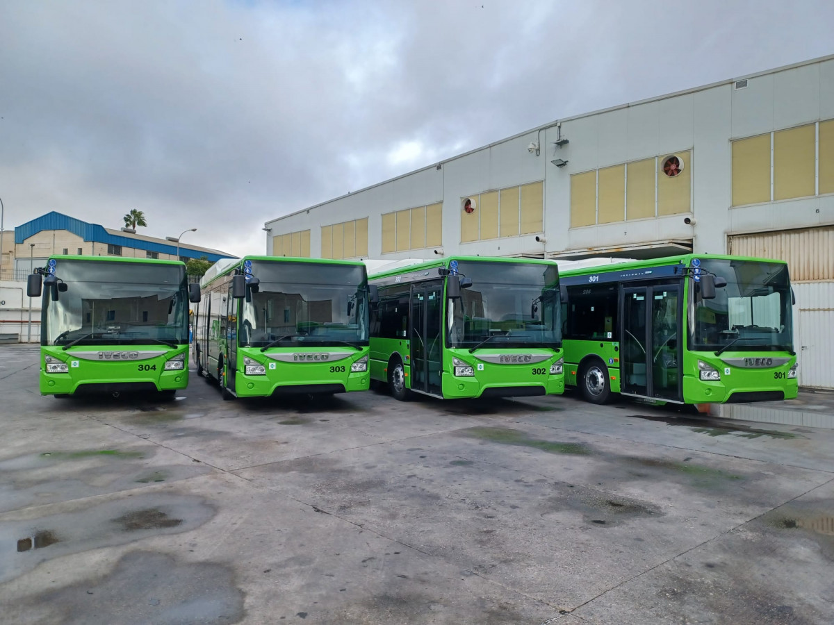 Aucorsa estrena cinco autobuses urbanway hybrid gnc de iveco bus