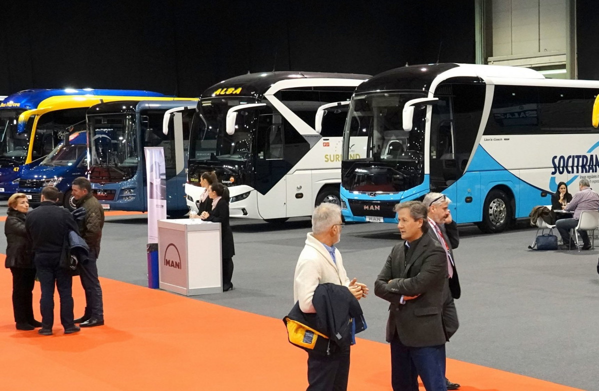 Expobus acoge una mesa redonda sobre el transporte discrecional