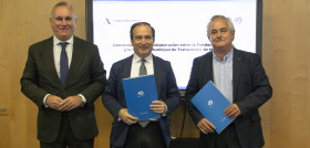 La emt de madrid firma un convenio con la fundacion adecco