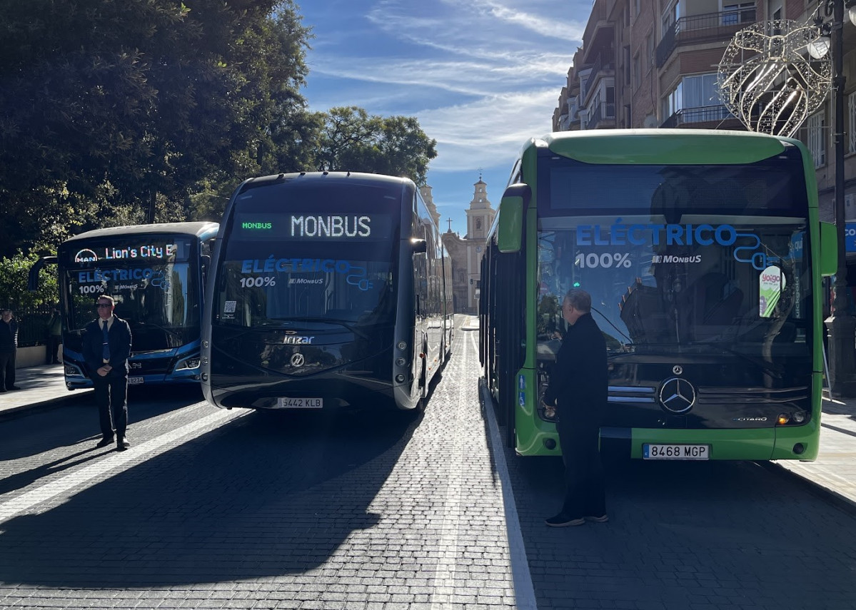 Murcia prueba tres modelos de autobuses electricos