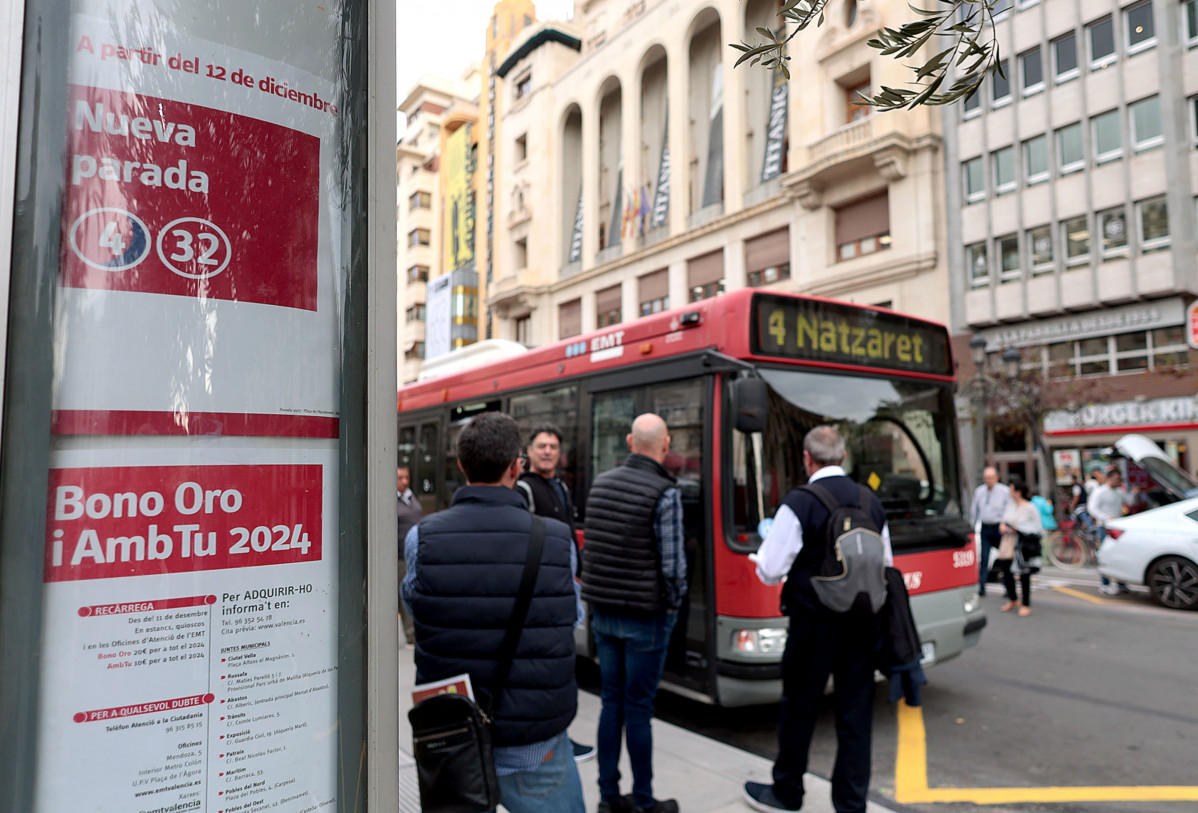 La demanda de la emt de valencia al centro crece un 12 en su primer dia