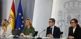 El gobierno mantiene los descuentos al transporte publico para 2024