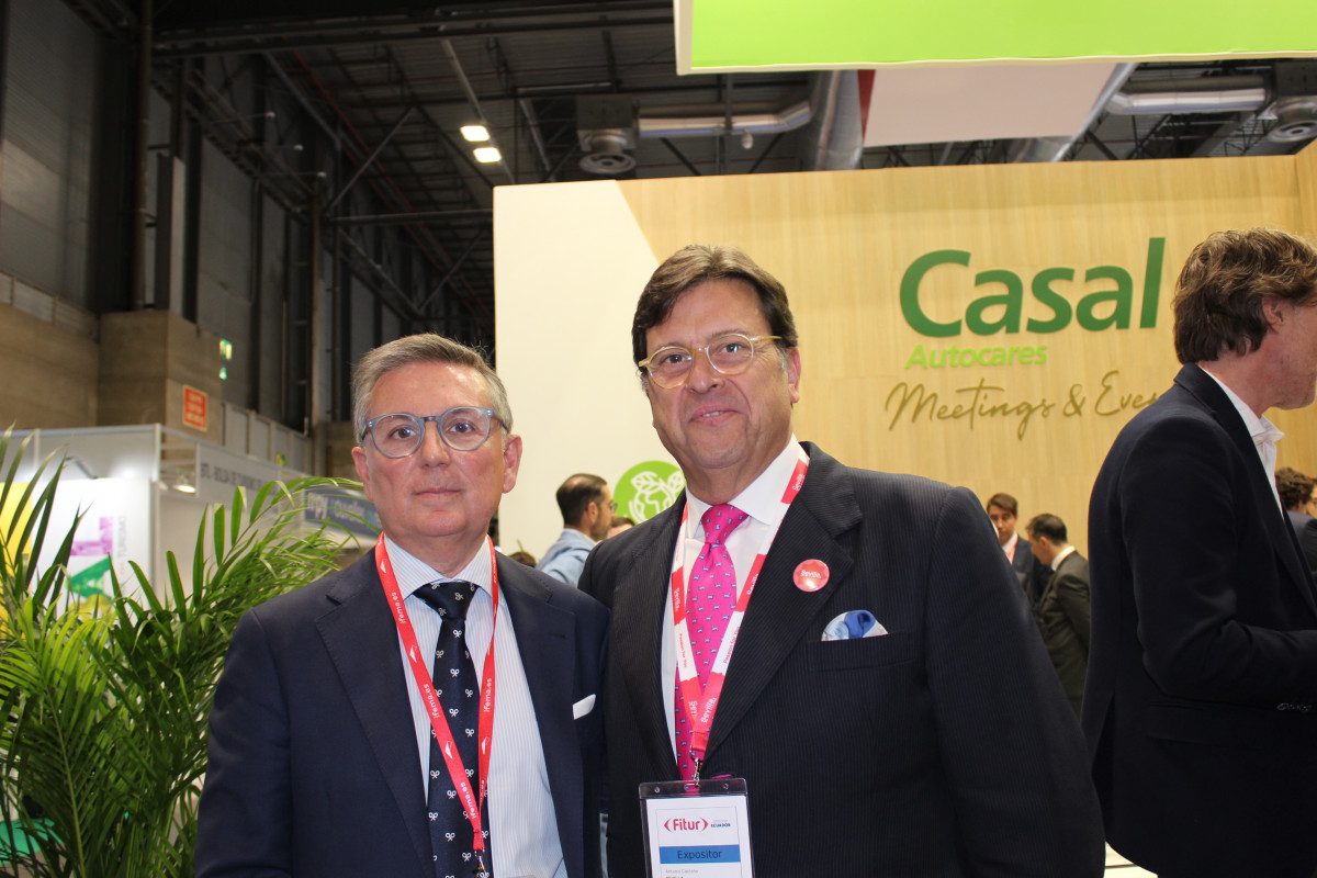 Casal promociona en fitur su linea de transporte turistico