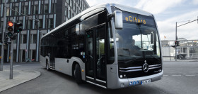 Transportes abre una consulta a empresas para impulsar la descarbonizacion de la movilidad