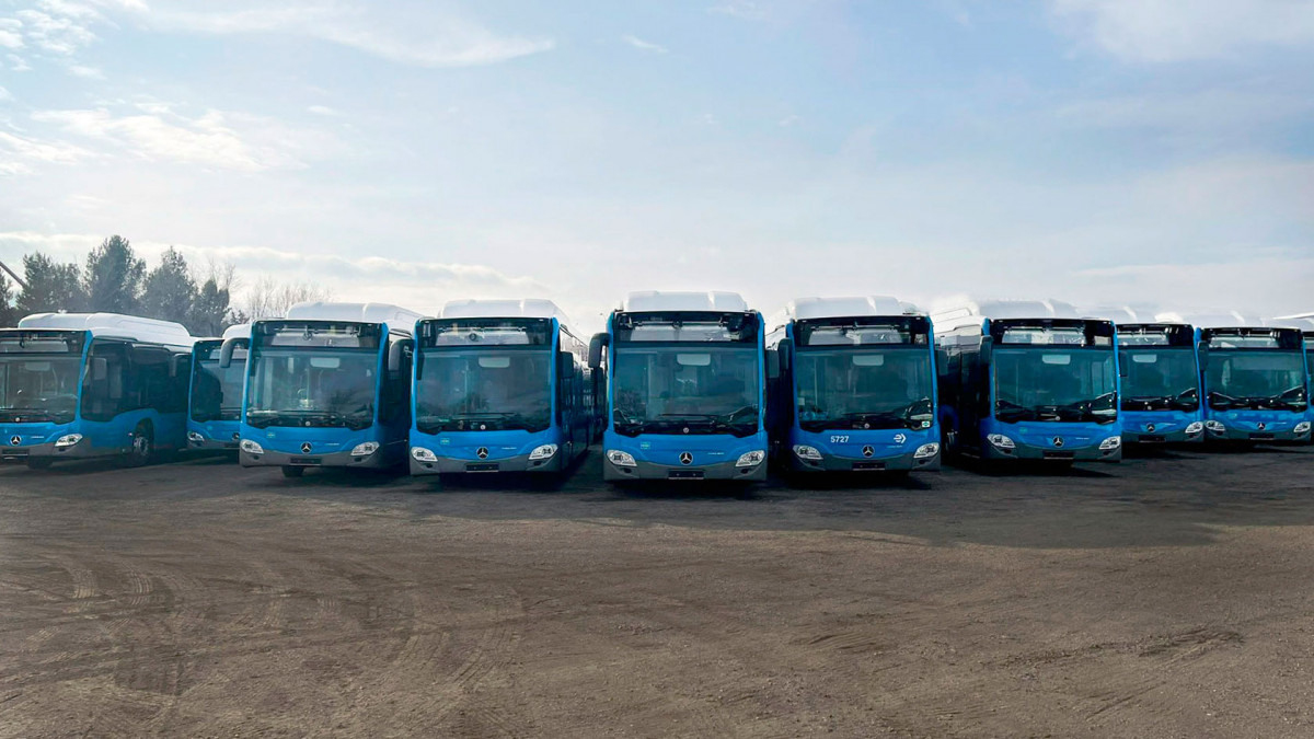 La cifra de autobuses matriculados se mantiene estable en enero