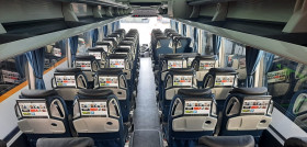 Azimut equipa cuatro autocares setra con entretenimiento a bordo