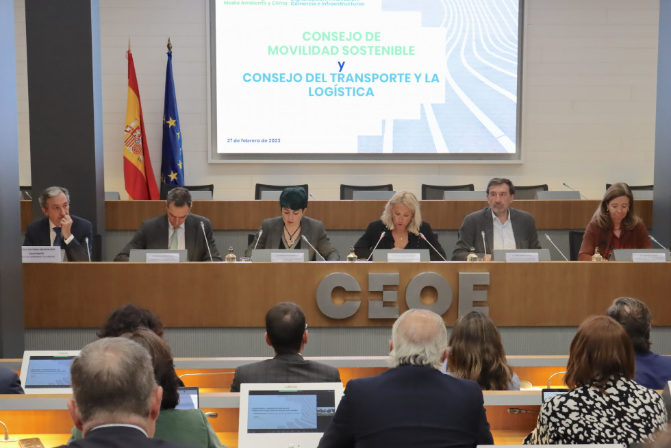 La ceoe presenta a transportes sus prioridades para impulsar la movilidad sostenible