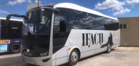 Autobuses ifach incorpora un midibus visigo de isuzu