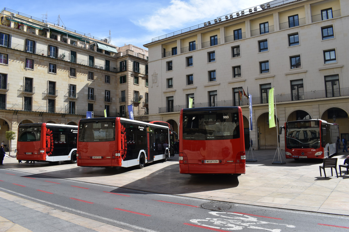 Alcoy adjudica a iberdrola la instalacion de dos puntos de recarga de autobuses electricos