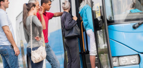 El autobus acoge el 32 de los desplazamientos andaluces en semana santa