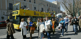 Valladolid adjudica el autobus turistico electrico a cordial bus