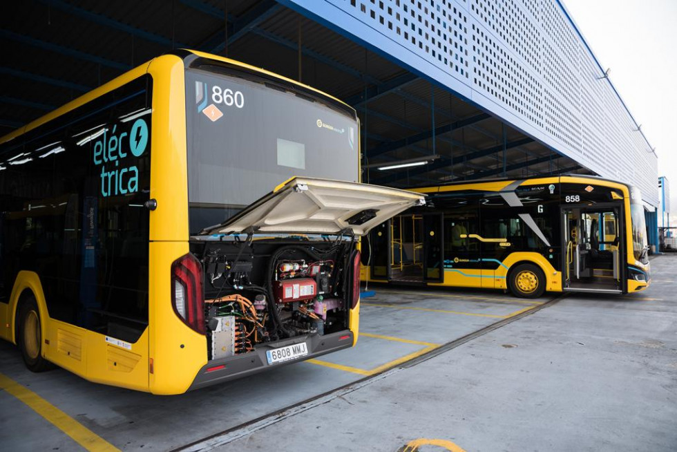 Guaguas municipales dispondra de camaras a bordo de los autobuses