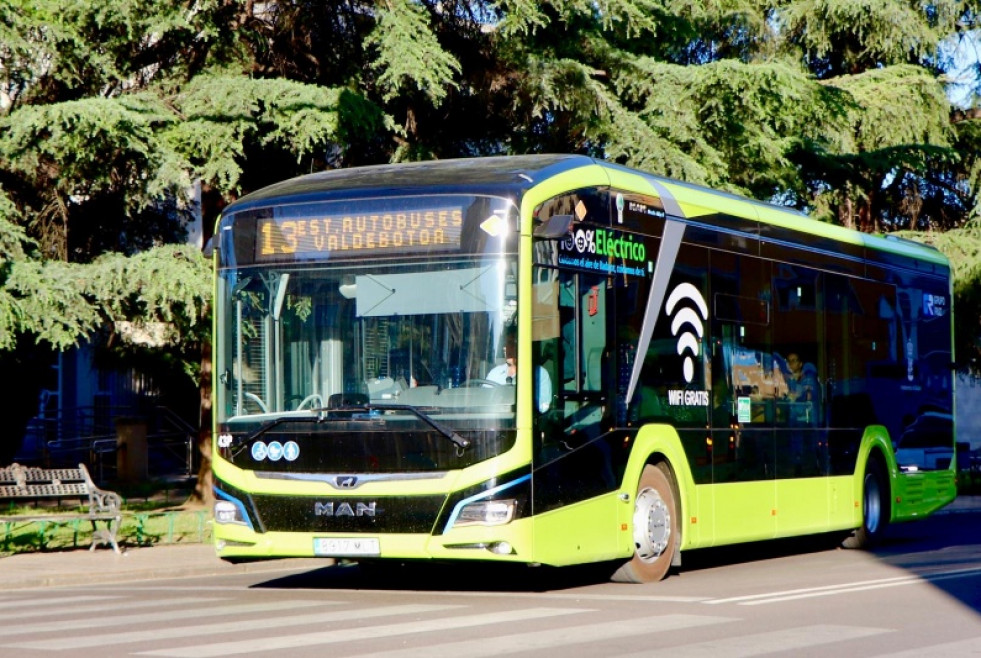 Tubasa adjudica ocho autobuses electricos a man y karsan